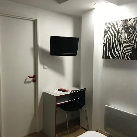 Hotell Le President 2*