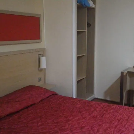 Hotel Le President 2*